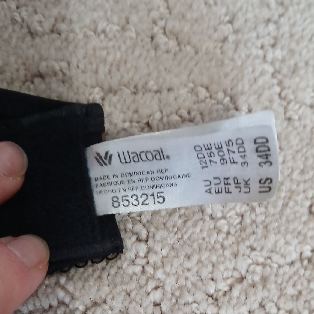 Wacoal Bras - Picture 2 of 12